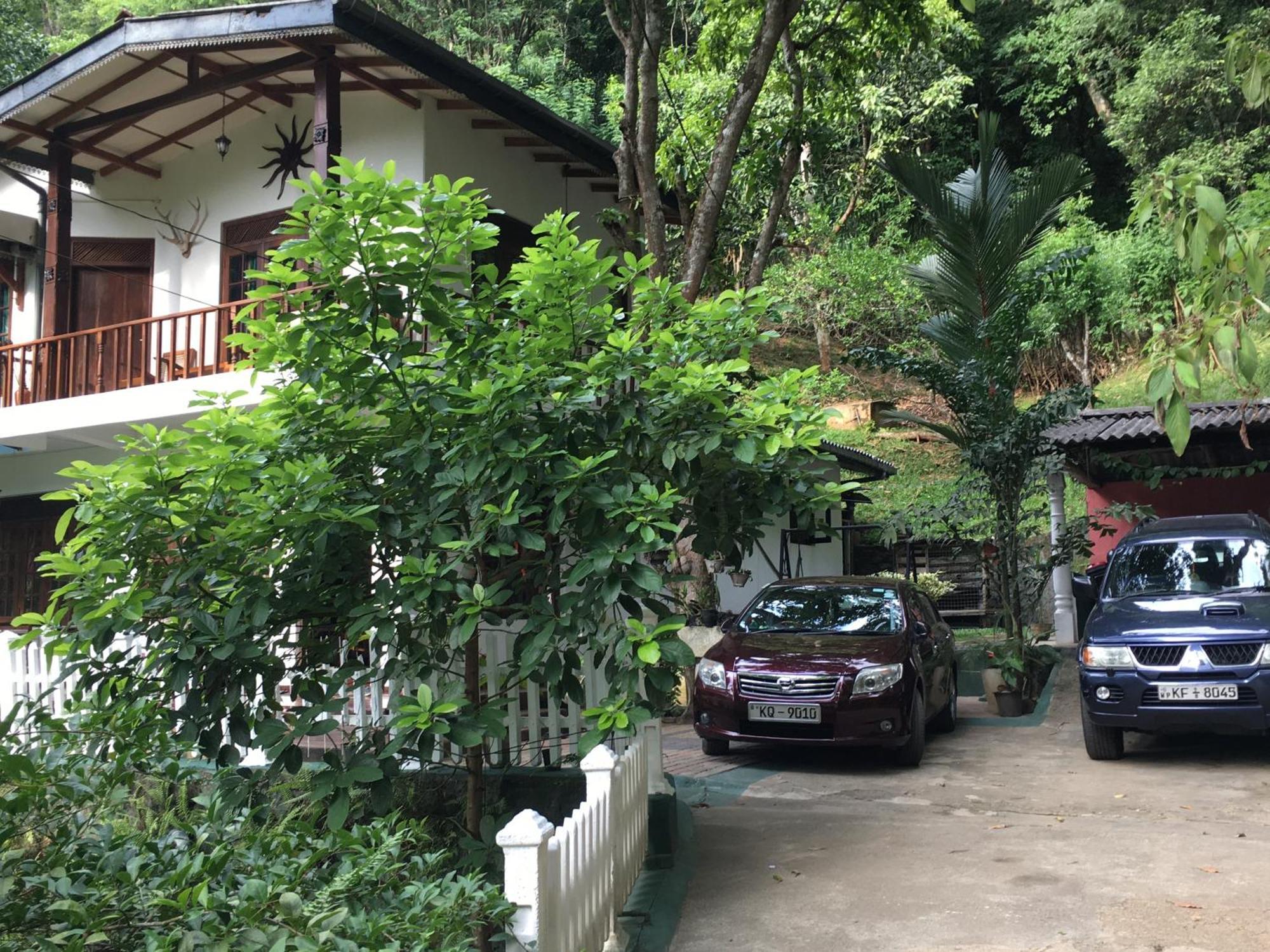 Villa25 Homestay Free Pick Up From The Centre Kandy Exterior photo