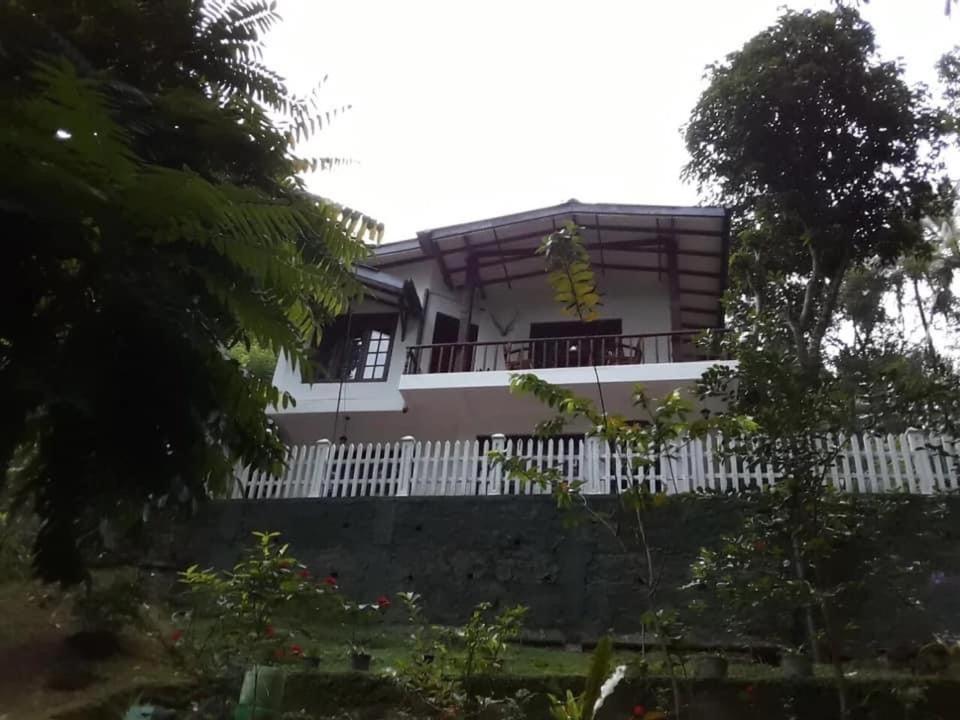Villa25 Homestay Free Pick Up From The Centre Kandy Exterior photo